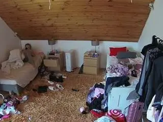 Camsoda Free Live Porn of voyeurcam-julmodels-whitebed-3