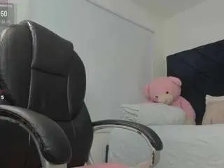 Camsoda Nude Webcam of vickycastillo