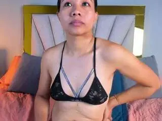 Camsoda Free Live Porn of vahiolet-fuentes1