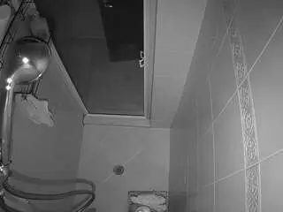 Camsoda Adult Webcams of voyeurcam-baileybase-shower