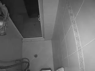 Camsoda Free Live Porn of voyeurcam-baileybase-shower