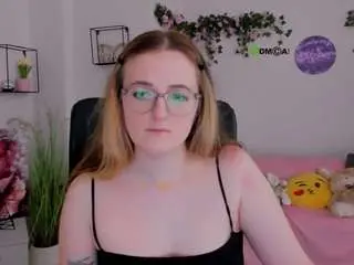 Camsoda Private Sex Chat of liana-kisses