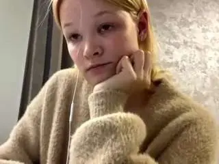 Camsoda Sex Cam of sandraallamong