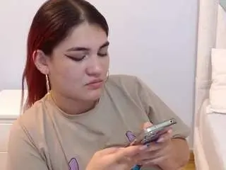 Camsoda Sex Cam of kyliebenson