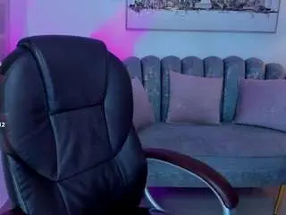Camsoda Free Porn Cam of zharaa-fox