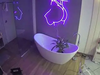 Camsoda Free Live Porn of voyeurcam-casa-salsa-bathroom-5