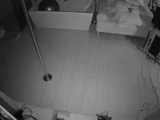 Camsoda Adult Video Chat of voyeurcam-casa-salsa-bathroom-3