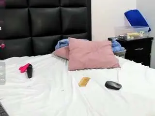 Camsoda Nude Webcam of catalina-jonex