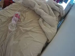 Camsoda Best live sex cam show of voyeurcam-julmodels-whitebed-4