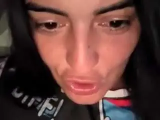 Camsoda Nude Webcam of britneyquenn18