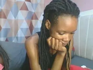 Camsoda Free Live Porn of amorueen99