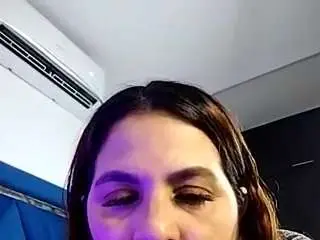 Camsoda Sex Cam of susan-milf