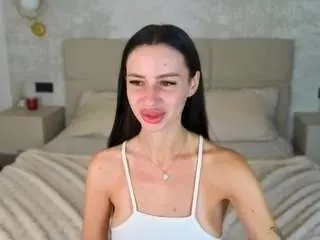 Camsoda Sex Cam of snowwhiteee