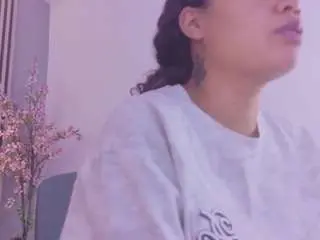 Camsoda Free Live Porn of gysellhanson