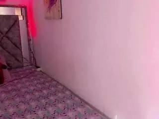 Camsoda Sex Chat of isabella-hot
