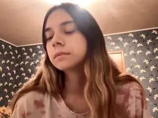 Camsoda Nude Webcam of carrivenema