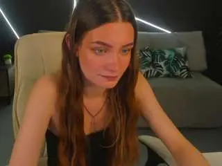 Camsoda Best Webcam of ari-sollis
