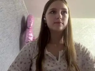 Camsoda Free Live Porn of mikabraskey