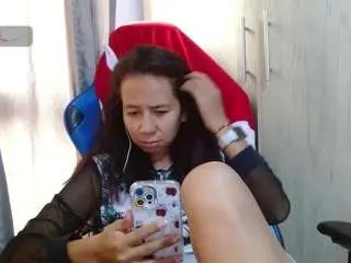 Camsoda Watch Live Sex Cams of gomezdanis01