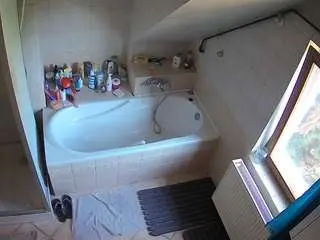 Camsoda Best live sex cam show of voyeurcam-julmodels-bath-2nd-1