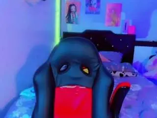 Camsoda Sex Cam of chloe-hot-xxx