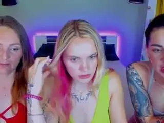 Camsoda Live Sex Cam of succescheriesss