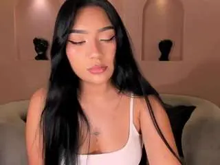 Camsoda Free Porn Cam of emylourens