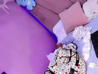 Camsoda Free Porn Cam of aliisson-doll