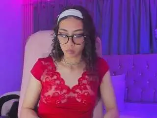 Camsoda Nude Webcam of sweett-sadie