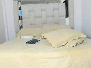 Camsoda Private Sex Chat of naomy-rh