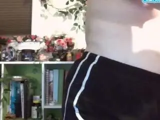 Camsoda Sex Cam of average-girl