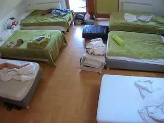 Camsoda Nude Webcam of voyeurcam-julmodels-bed-6
