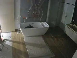 Camsoda Nude Webcam of voyeurcam-casa-salsa-bathroom-4