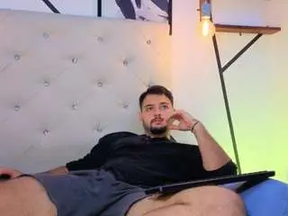 Camsoda Sex Chat of andrew-brownn