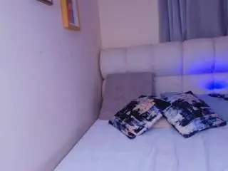Camsoda Free Live Porn of sophiaroy26