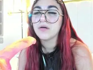 Camsoda Sex Cam of cherryflame-vc