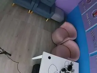 Camsoda Adult Webcams of voyeurcam-jb-xfollow