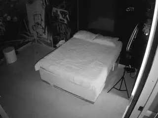 Camsoda Free Live Porn of voyeurcam-casa-salsa-disturbed