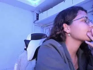 Camsoda Watch Live Sex Cams of lady-brownnnn