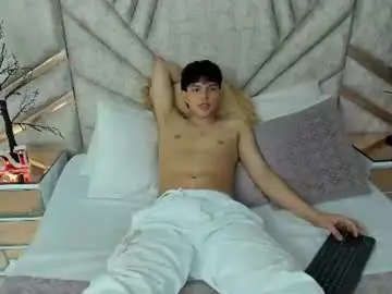 Chaturbate Sex Cam of lucasopry