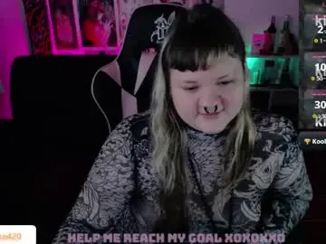 Chaturbate Live Sex Cam of destroyall420