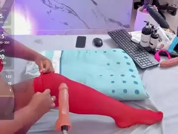 Chaturbate Live Sex Cam of evahalston