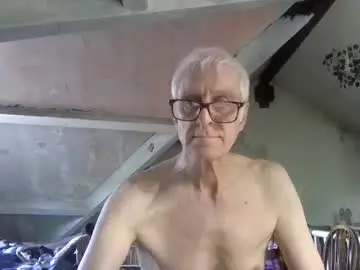 Chaturbate Live Sex Cam of andrew160258