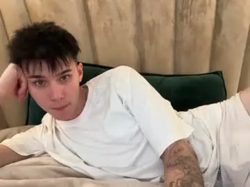 Chaturbate Nude Webcam of sky_hexx