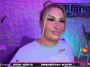 Chaturbate Live Sex Cam of tamaramilano