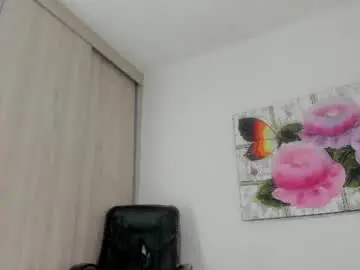 Chaturbate Live Porn of barbie_ds