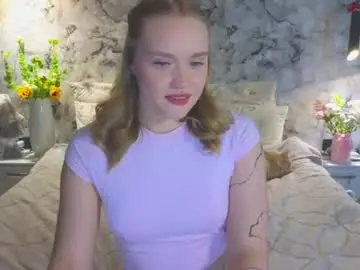 Chaturbate Live Sex Cam of aurora_golden