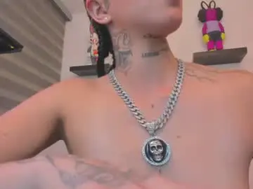 Chaturbate Free Live Porn of gangster_girl
