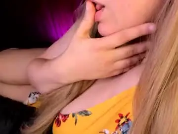 Chaturbate Free Porn Cam of roseberryred