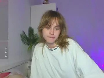 Chaturbate Watch Live Sex Cams of tessa_shy_